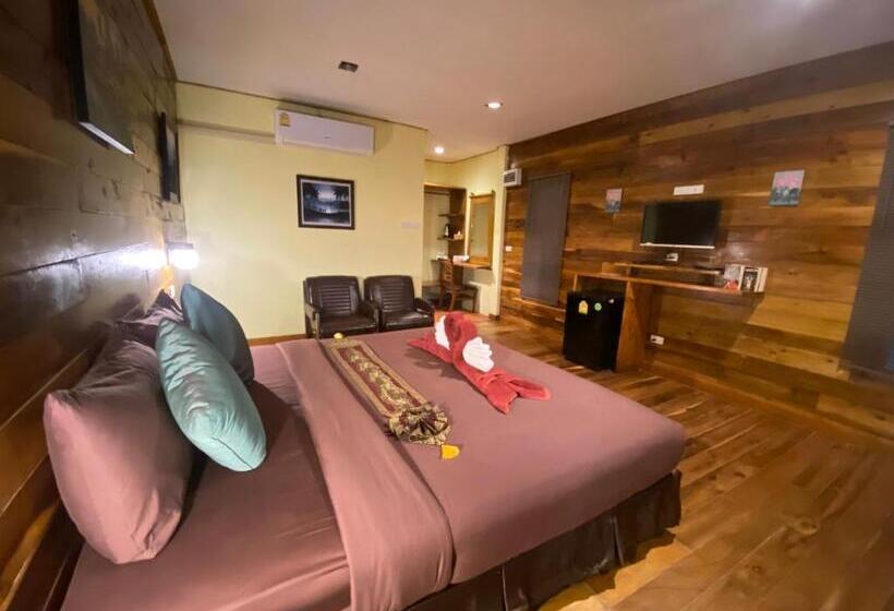 فندق Coconut Lanta Resort @klong Dow Beach