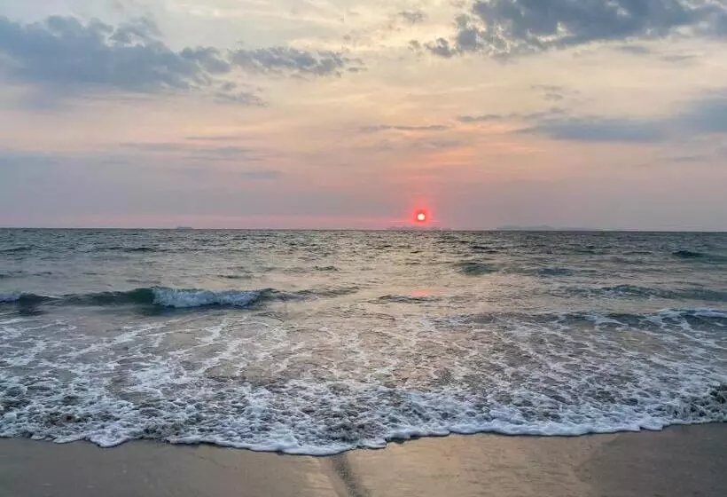 Hotelli Coconut Lanta Resort @klong Dow Beach