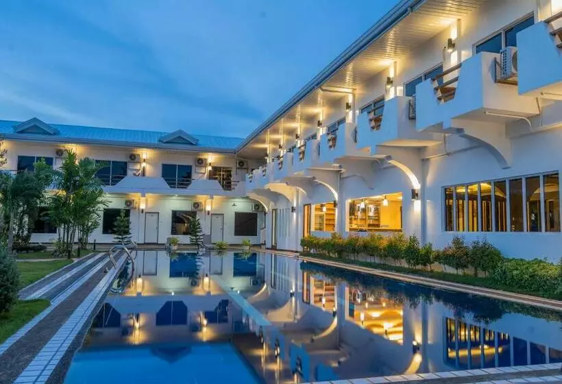 ホテル Adela Resort Panglao