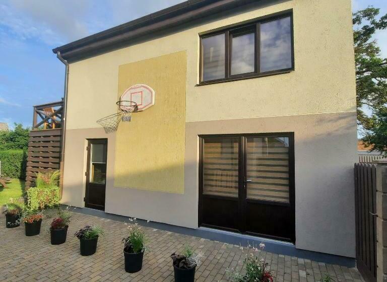 پانسیون Nicas Guest House