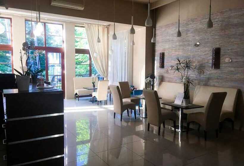 پانسیون Room In B&b   Valensija   Suite For Two