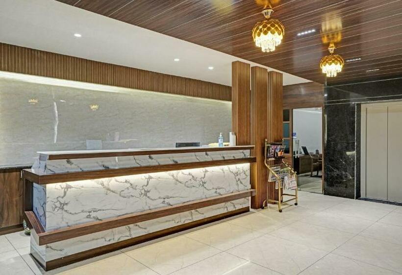 Отель Treebo Tryst Happy Stays