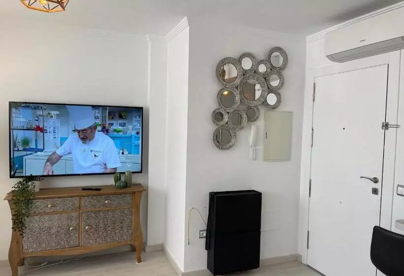 La Cala Holiday Retreat