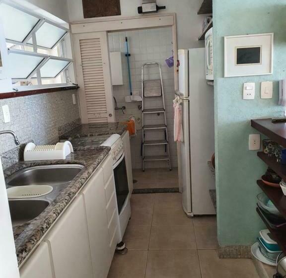 Pitangueiras 1 Quarto C/garagem