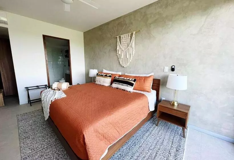 Urban Towers   Brand New Contemporary Apartment In Downtown