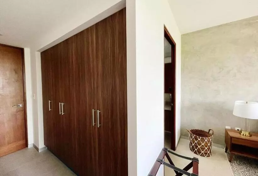 Urban Towers   Brand New Contemporary Apartment In Downtown