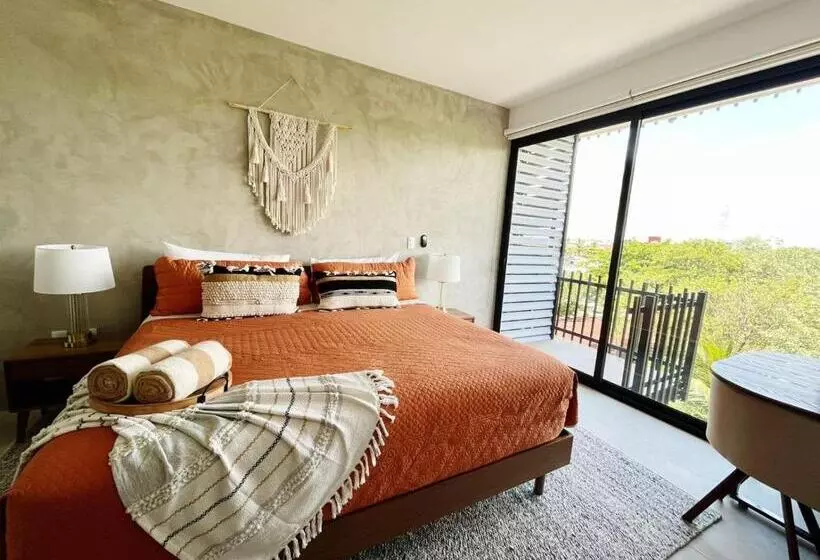 Urban Towers   Brand New Contemporary Apartment In Downtown