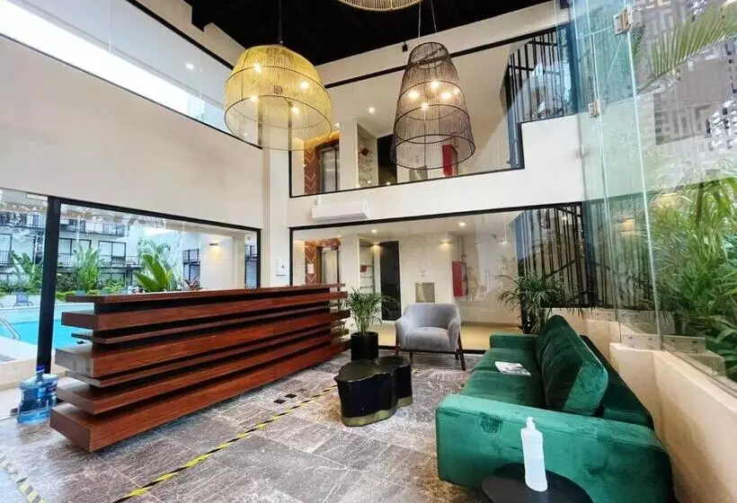Urban Towers   Brand New Contemporary Apartment In Downtown