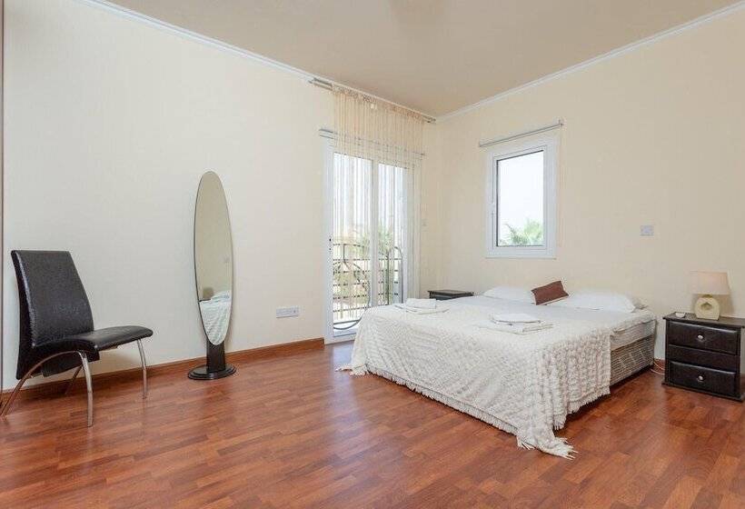 Villa Petra In Paralimni