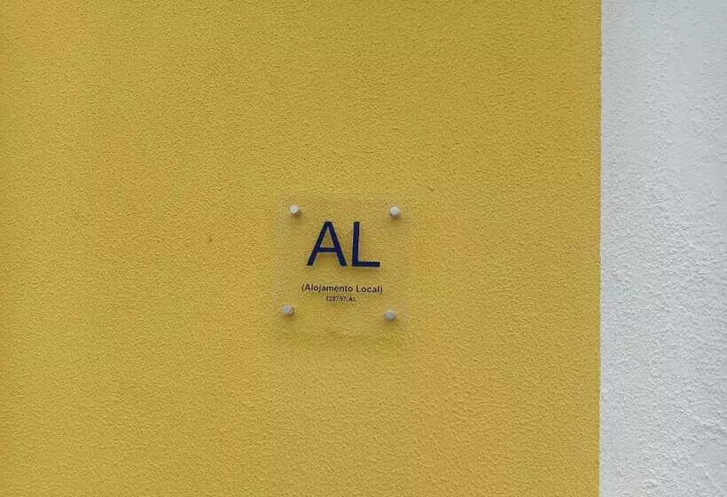 ベッドアンドブレックファースト Alojamento Local Largo Da Igreja