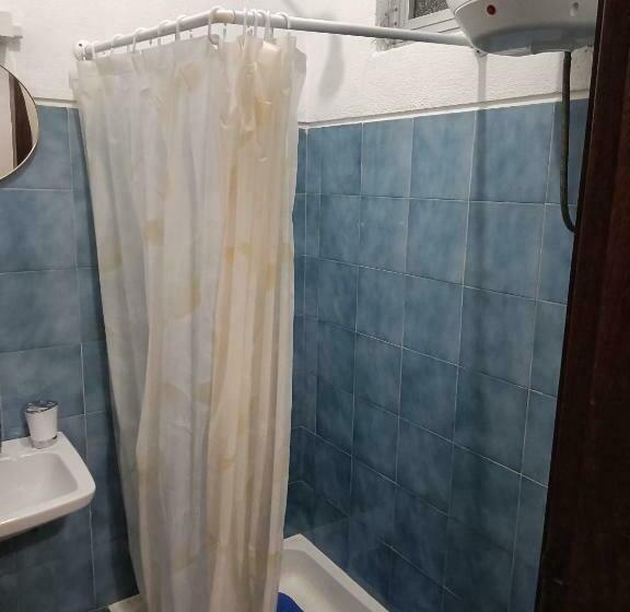 تختخواب و صبحانه Alojamento Local Largo Da Igreja