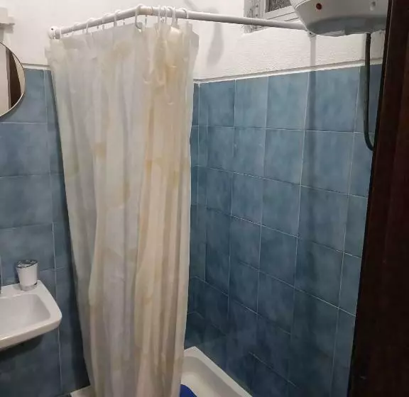 ベッドアンドブレックファースト Alojamento Local Largo Da Igreja