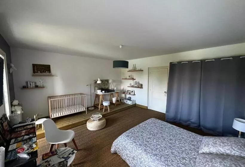 ベッドアンドブレックファースト Chambres D Hôtes Dans Maison De Maître