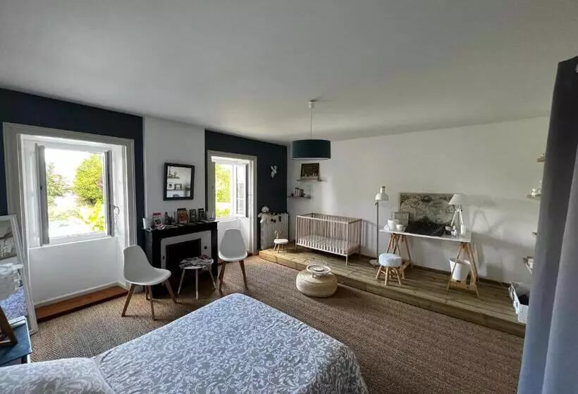 ベッドアンドブレックファースト Chambres D Hôtes Dans Maison De Maître