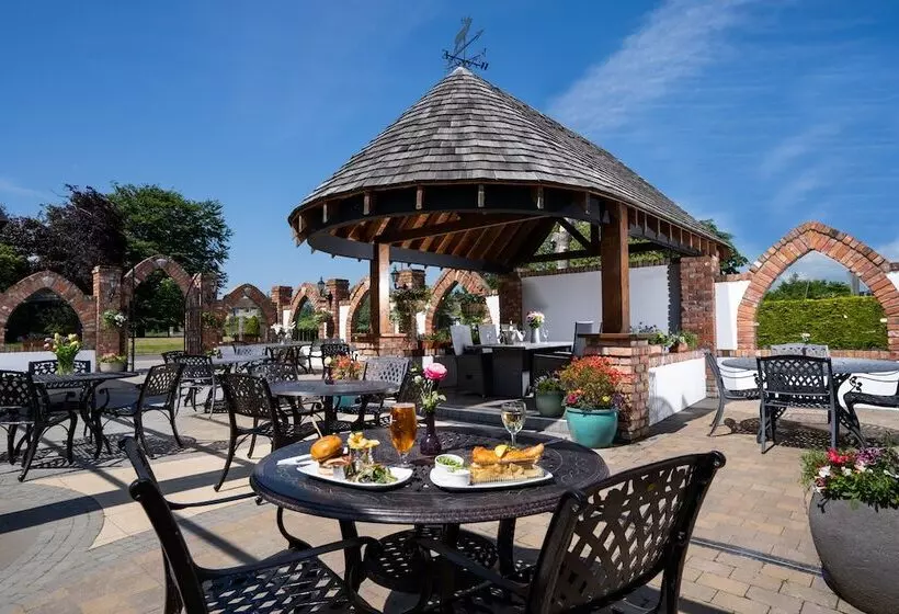 Burrendale Hotel Country Club & Spa