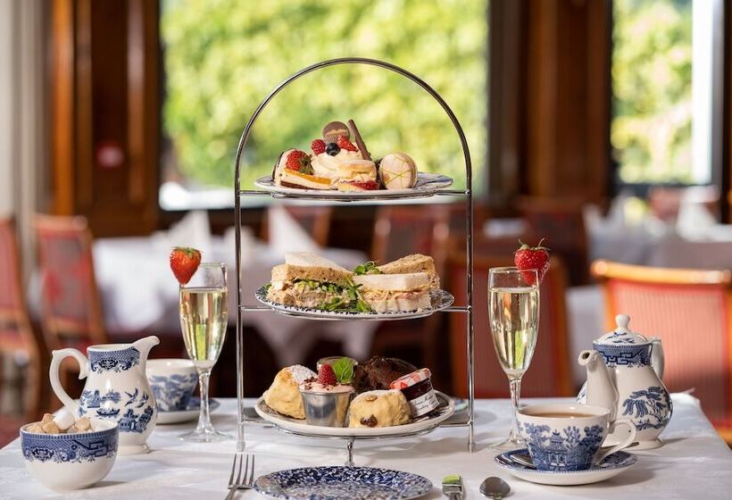 Burrendale Hotel Country Club & Spa