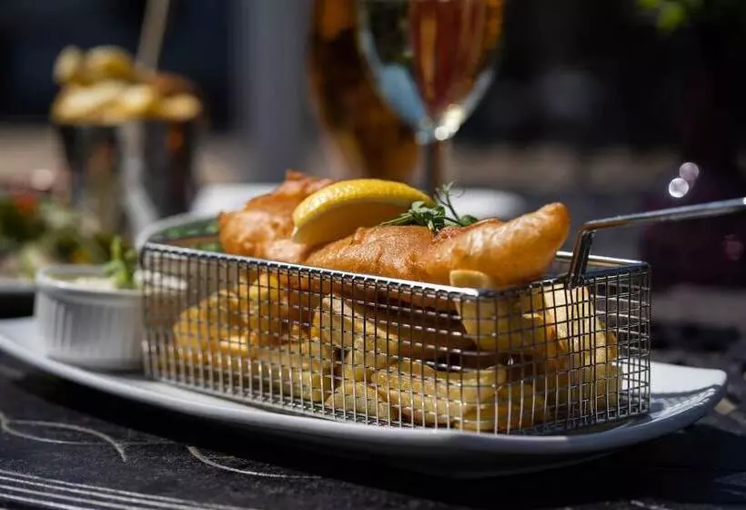 Burrendale Hotel Country Club & Spa