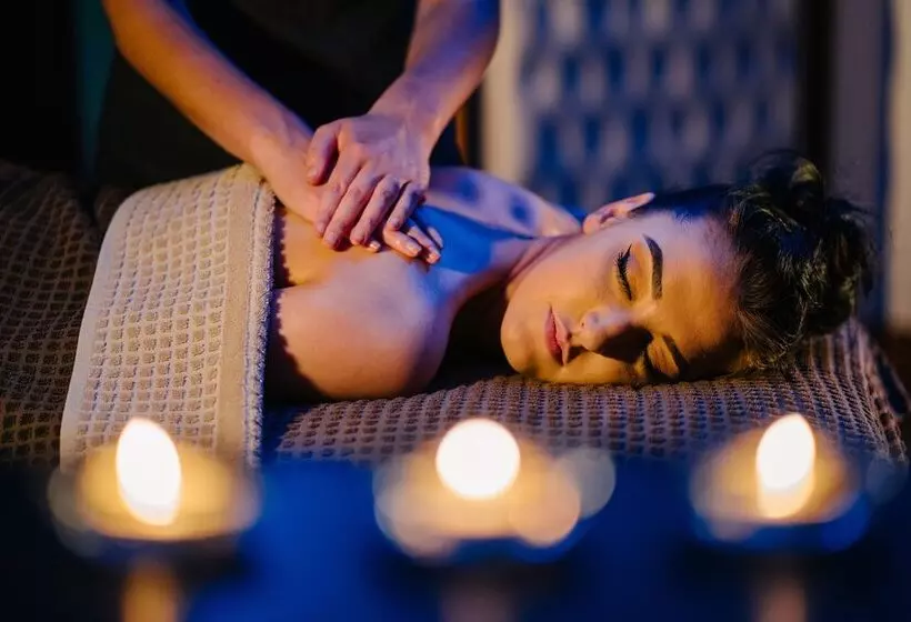 Burrendale Hotel Country Club & Spa