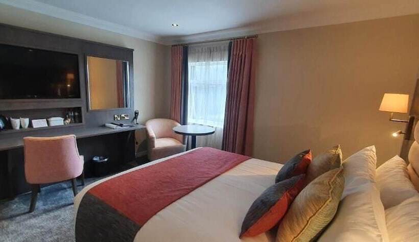 Burrendale Hotel Country Club & Spa