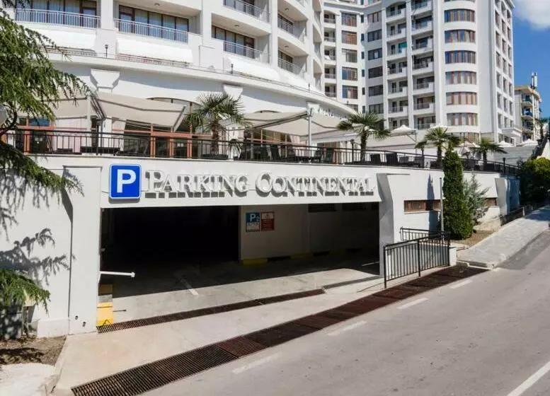 Continental Apartments