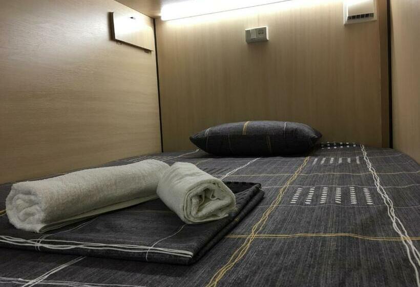 هتل کپسول Bonvenon Capsule Hostel