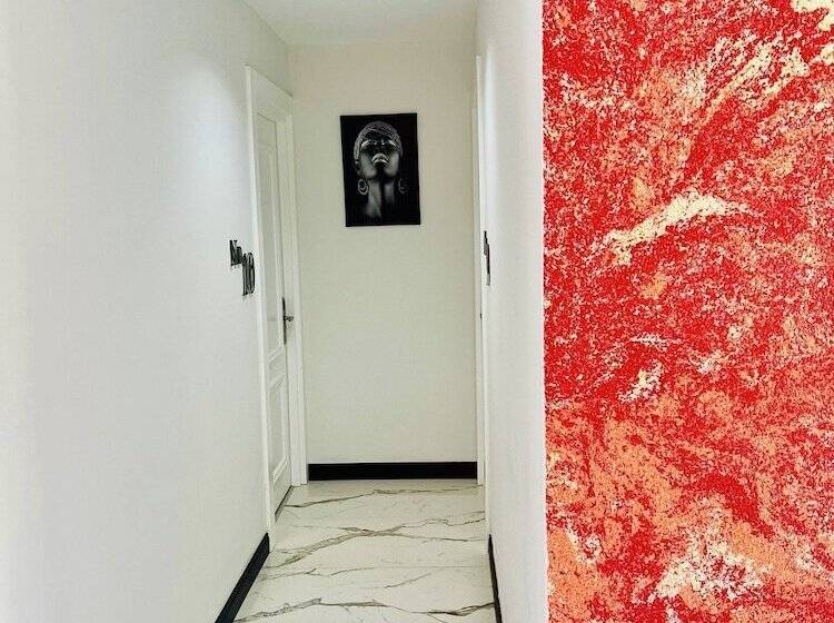 Euronova Hotel & Suites