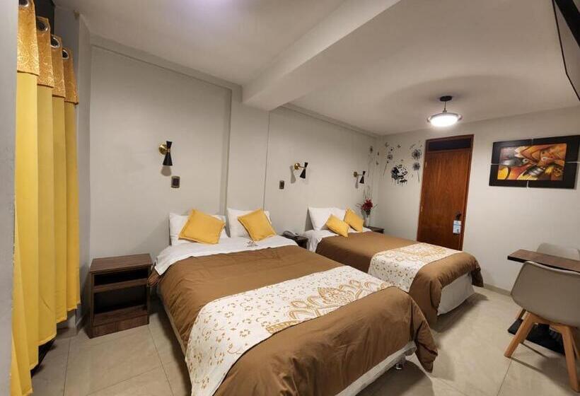 Hotel Hostal Posada Real