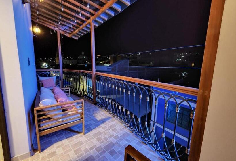 Hotel Hostal Posada Real