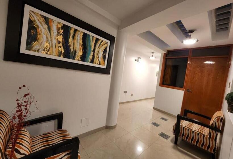 Hotel Hostal Posada Real