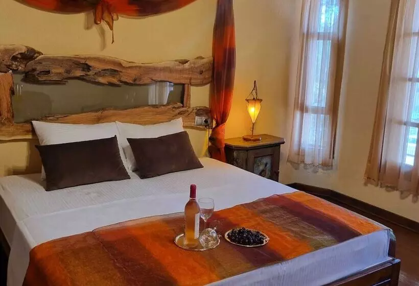 هتل Olivia 1845 Guest House
