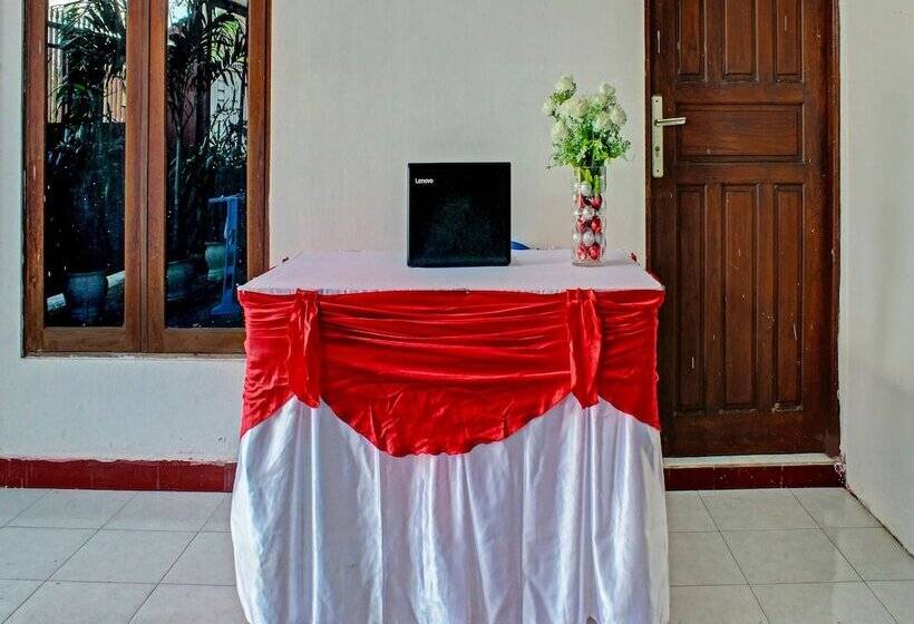 בית מלון כפרי Oyo 91416 Puri 88 Homestay