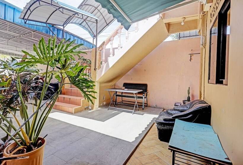 בית מלון כפרי Oyo 91428 Duta Stay