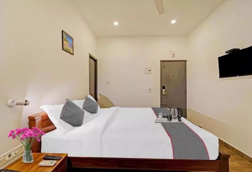 Hotelli Super Townhouse Orchid Residency Near T.nagar