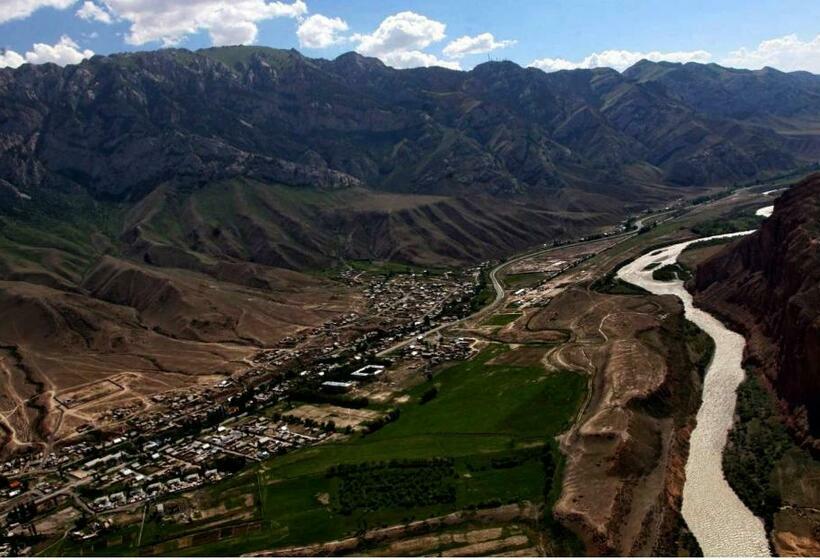 پانسیون Rozalinda Guesthouse