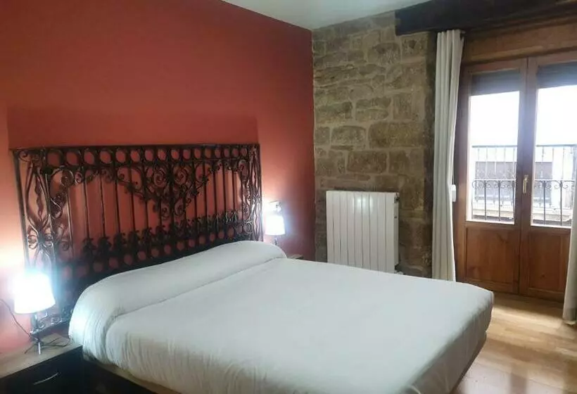 Majatalo Hostal Rural 18 De Abril