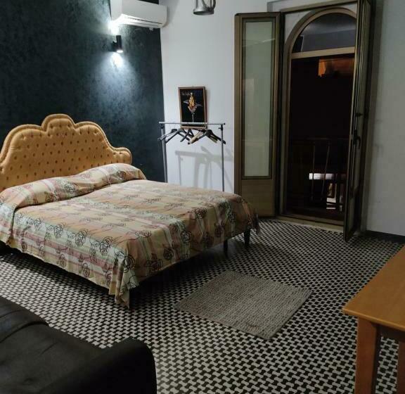 Пансион L Angolo Della Pizza Somel