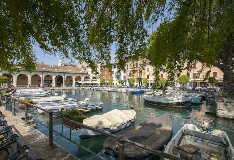 Rivoltella Apt With Pool 600m From Lake Happy Rentals