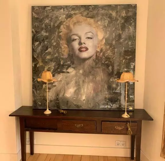 Aamiaismajoitus (B&B) Monroe’s Stay