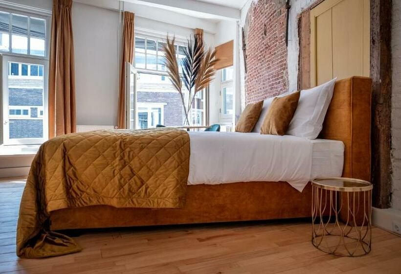 Bed and Breakfast Monroe’s Stay