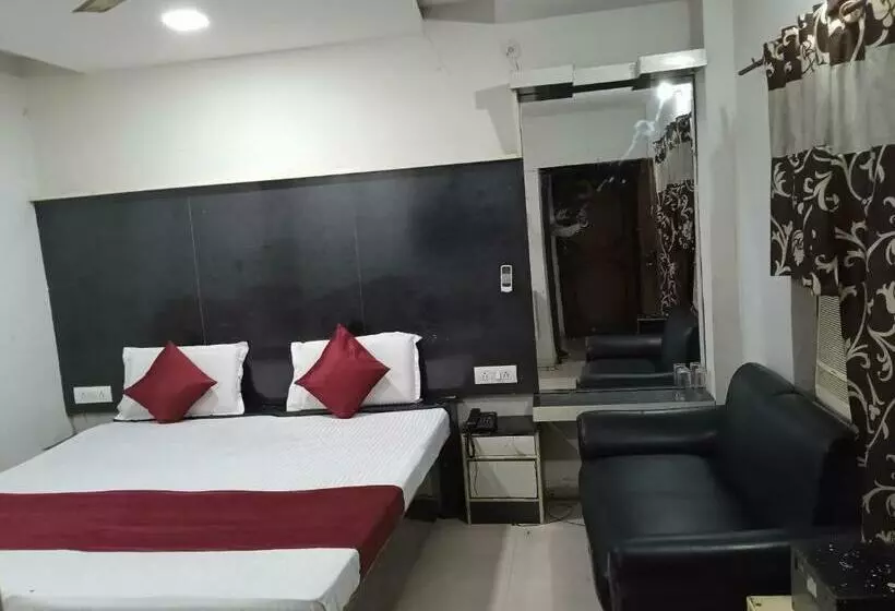 ホテル Luxury Stay Metro Regency