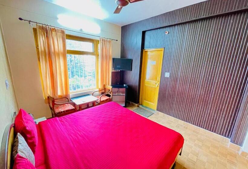 Hotel Grand View Lodge And Restaurant Dharamshala