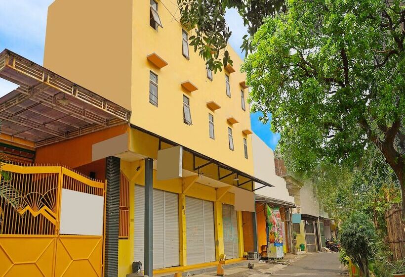 Hotel Spot On 91401 Almeera