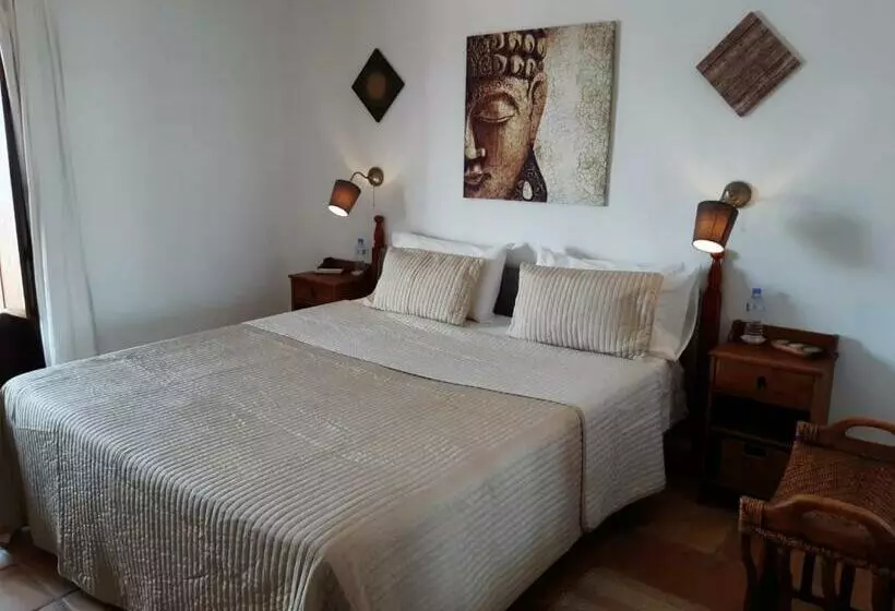 Aamiaismajoitus (B&B) Dormir Y Conducir Lanzarote