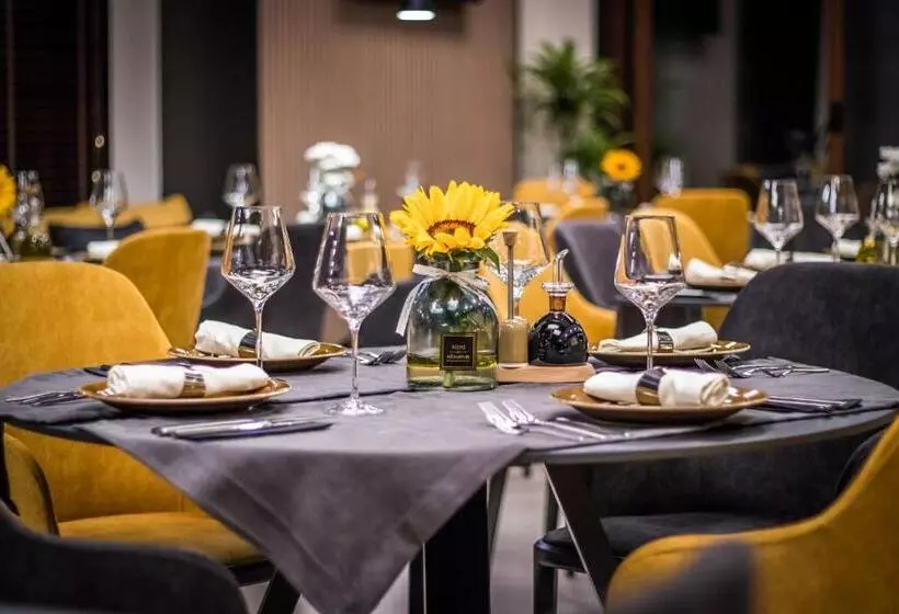Emar Hotel & Spa