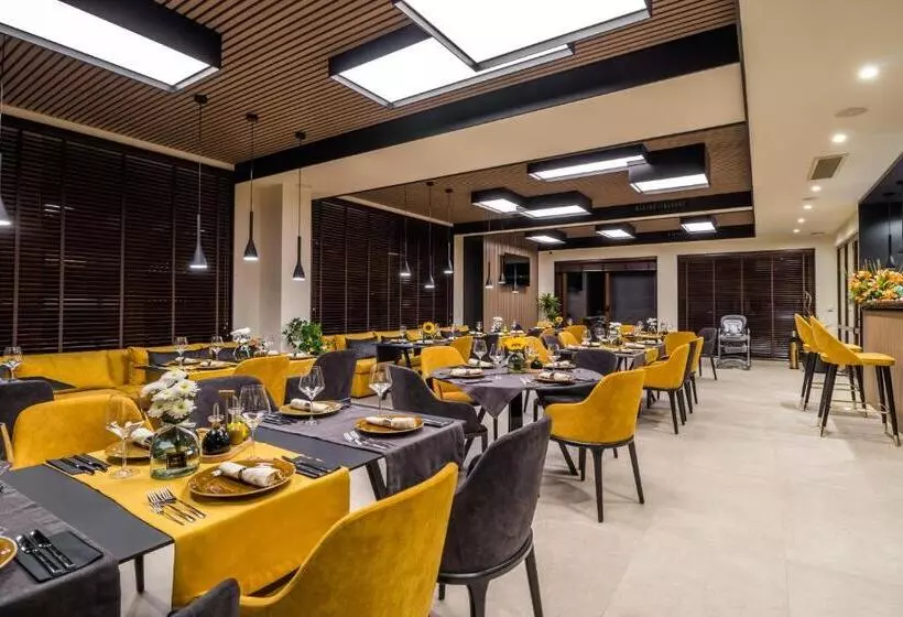 Emar Hotel & Spa