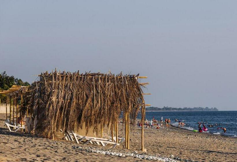 هتل отель адунеи сухум