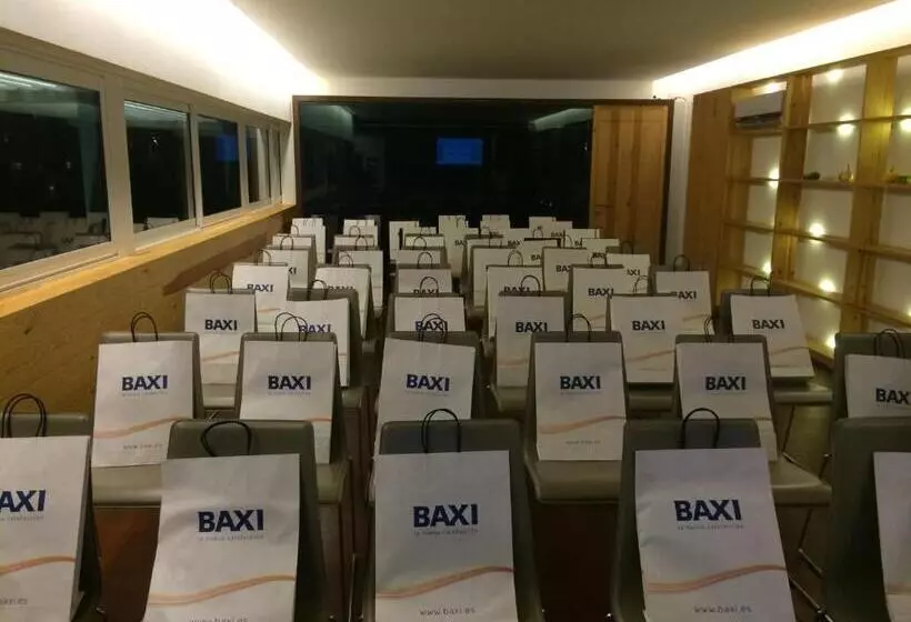 Hotelli La Cabana Berga