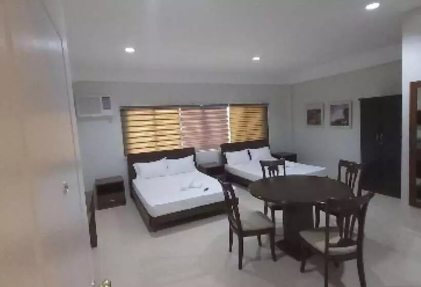 Hotelli Oyo 885 Gerlins Lodge Two