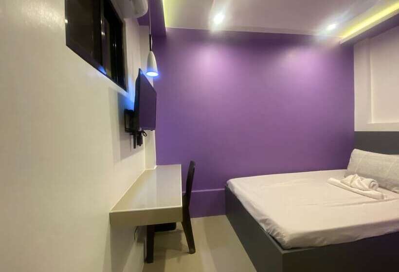 هتل Oyo 885 Gerlins Lodge Two