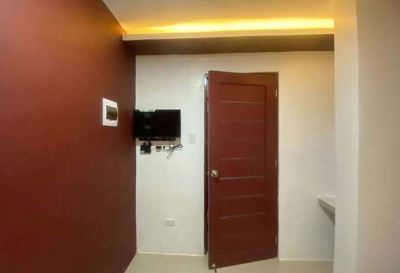 هتل Oyo 885 Gerlins Lodge Two